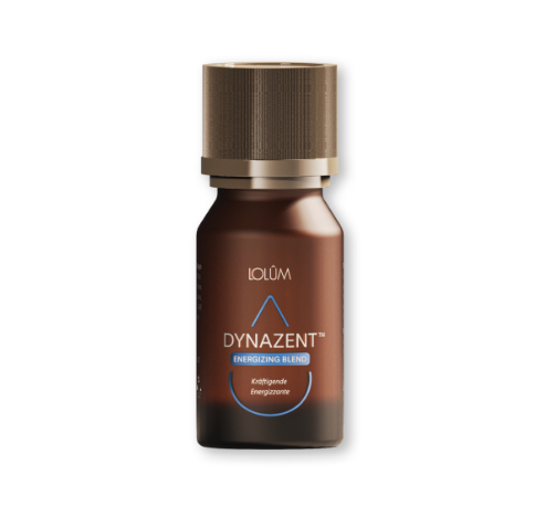 Kleine Braunglasflasche mit Schraubverschluss, etikettiert mit „DYNAZENT™ – Kräftigende ätherische Ölmischung“. Vitalisierende Aromatherapie mit Süßorange, Rosmarin und Pfefferminze.
