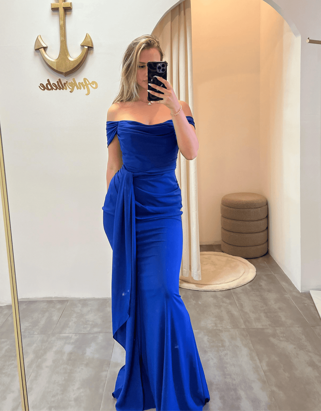 Figurbetontes Abendkleid mit wandelbaren Bindeträgern & Drapierung | Königsblau