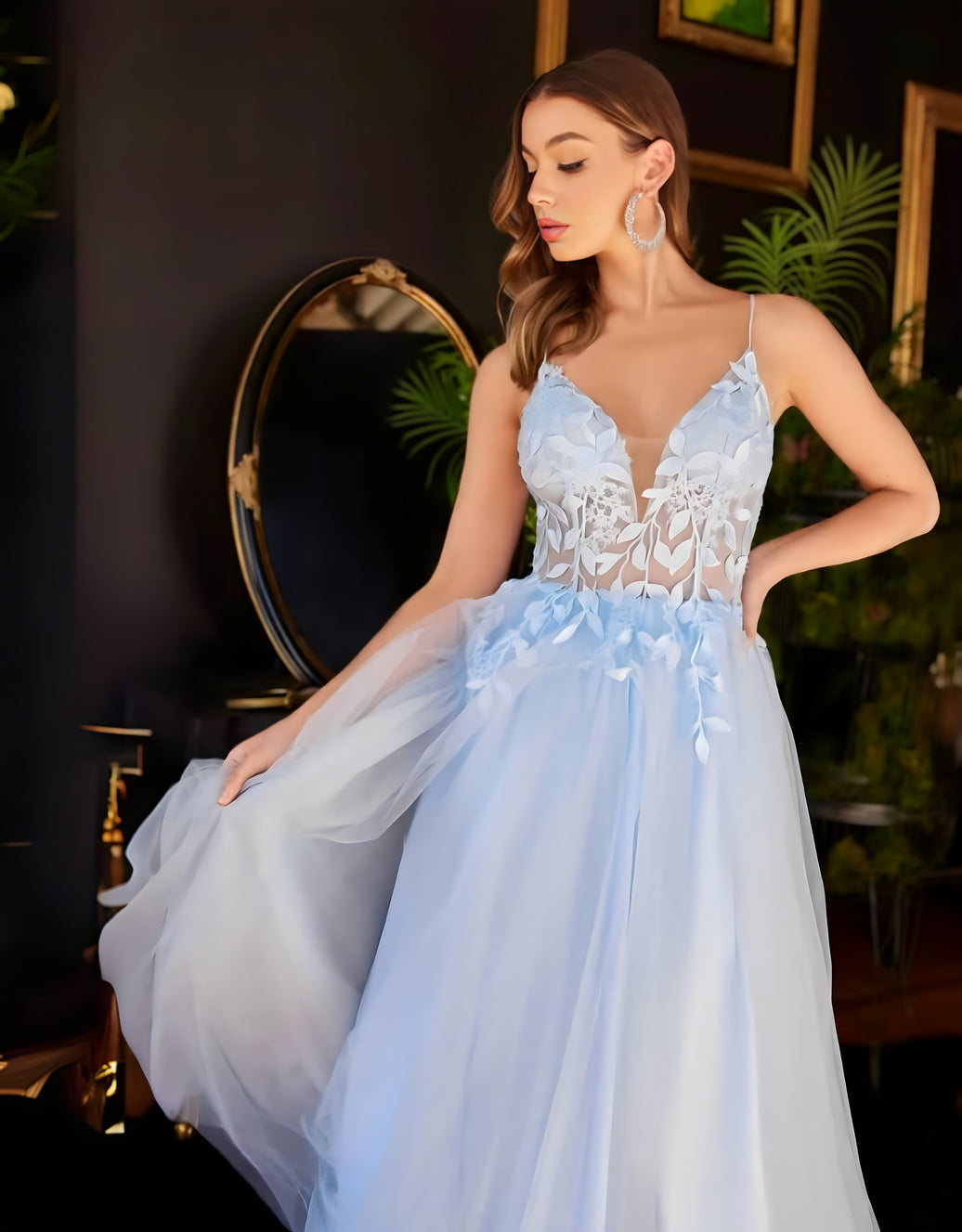 Elegantes A-Linien-Abendkleid mit Tüll, 3D-Blätter & Spaghettiträgern | Eisblau