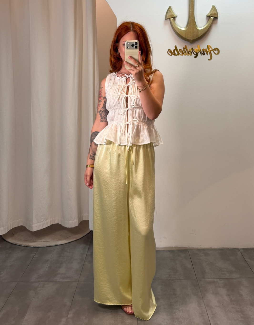 image leichte satinhose | butteryellow