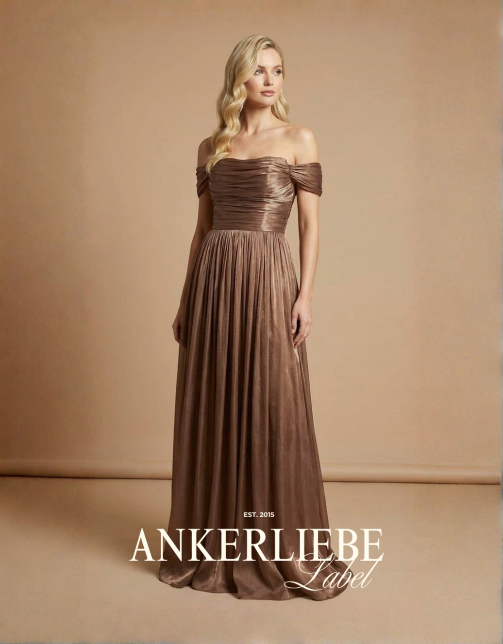schulterfreies abendkleid mit corsage und schimmerndem chiffon | choco