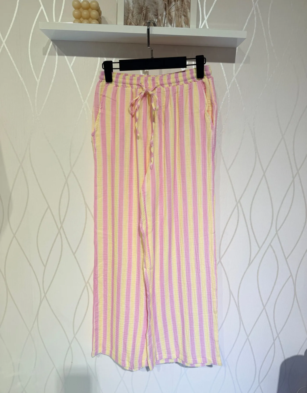 musselin hose | butteryellow