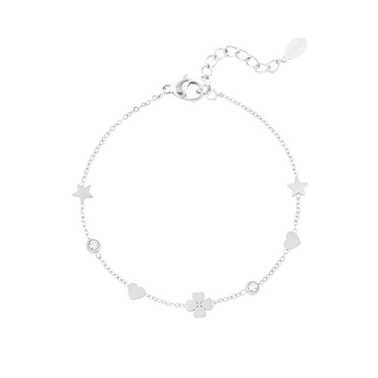 Silbernes Ella Lou Armband aus Edelstahl mit charmanten Herz-, Stern- und Kleeblattdetails