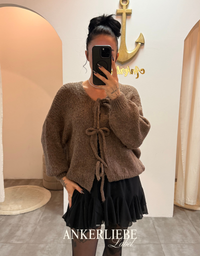 zoey bow | brown cardigan