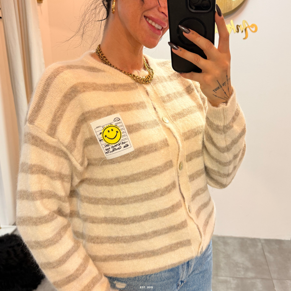 happy vibes | light weste