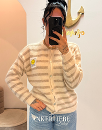 happy vibes | light weste