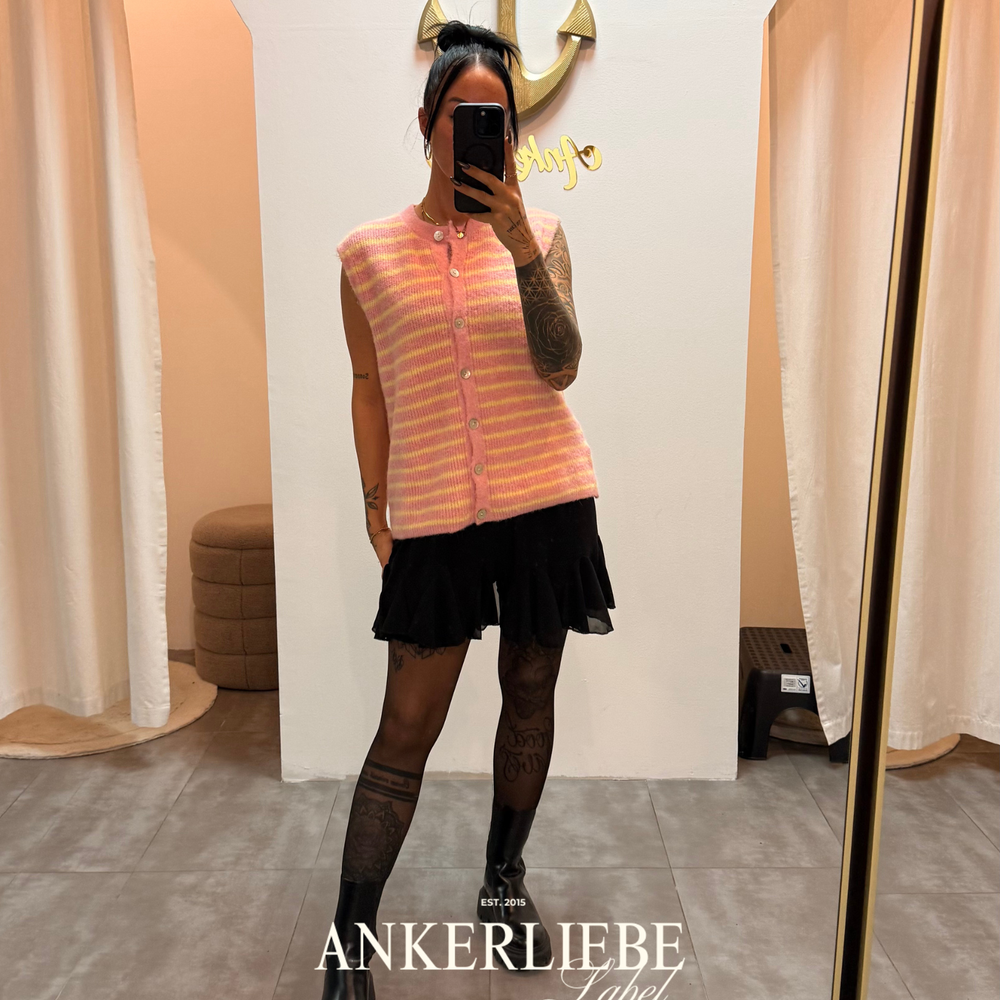 light sienna | striped vest