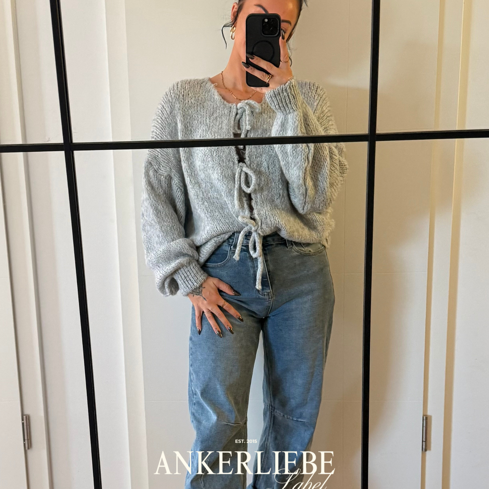 zoey bow | grey cardigan