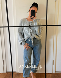 zoey bow | grey cardigan