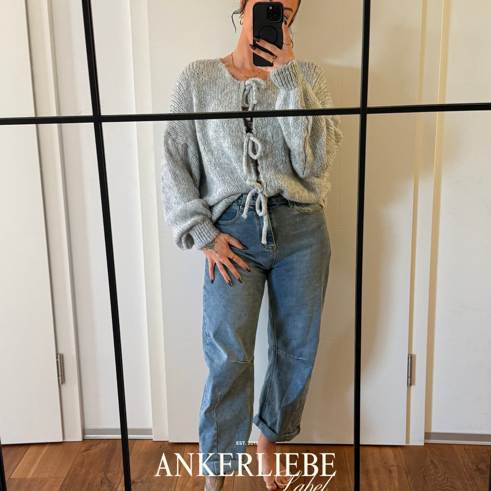 zoey bow | grey cardigan