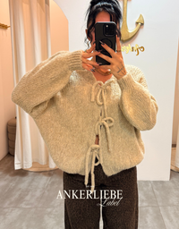 zoey bow beige | cardigan