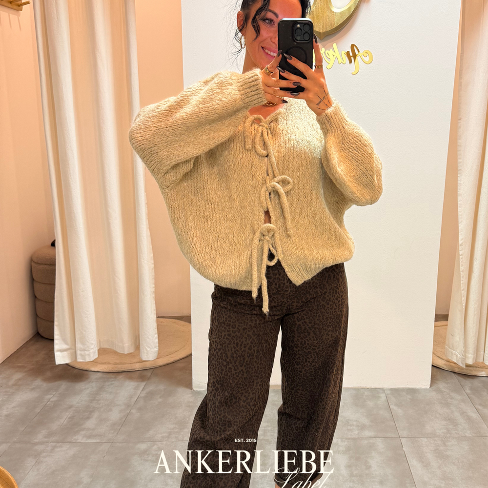 zoey bow beige | cardigan