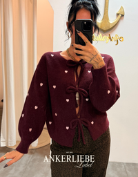 amora | cardigan wine