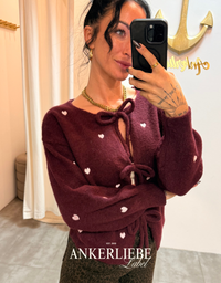 amora | cardigan wine