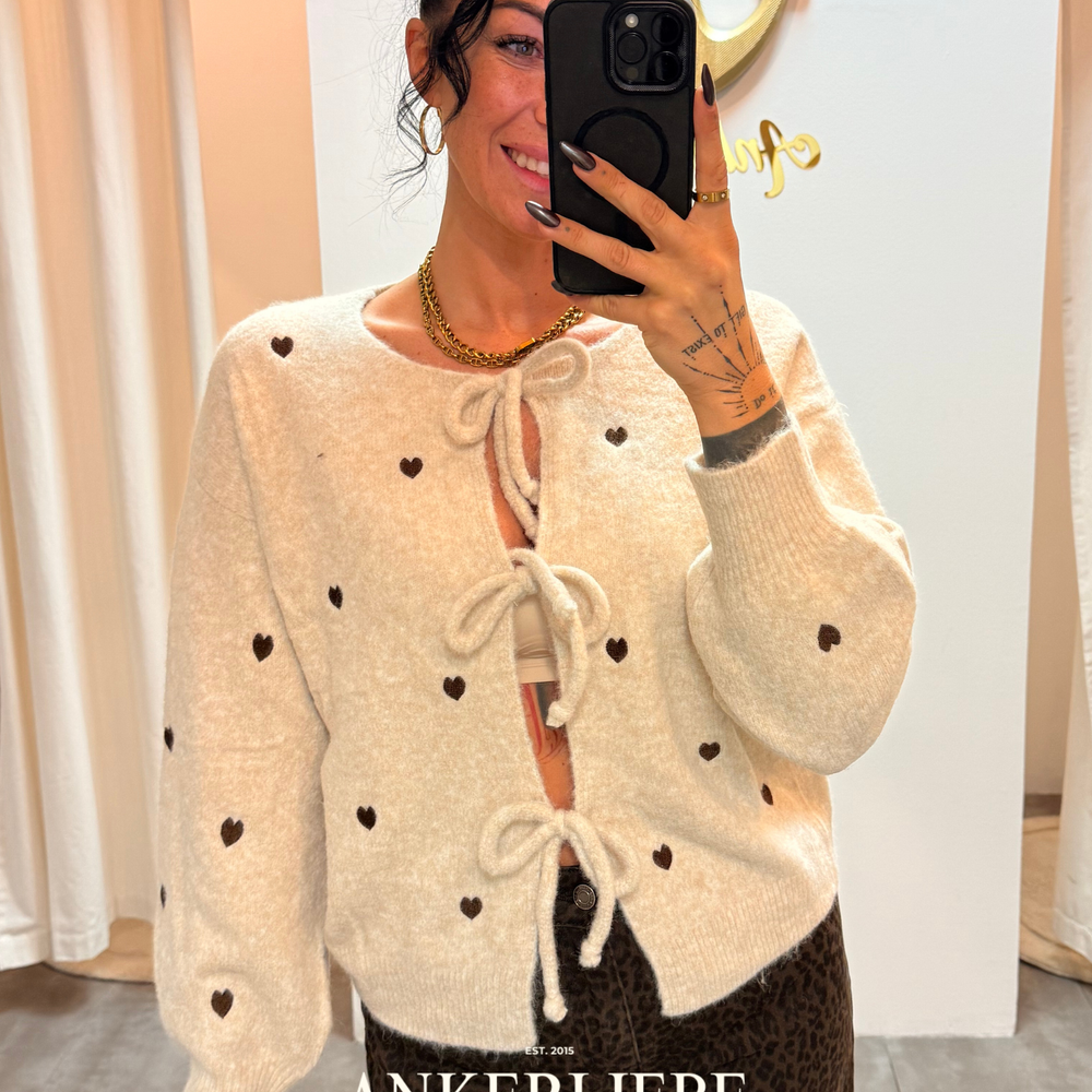 amora | cardigan creme