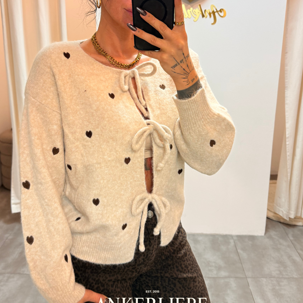 amora | cardigan creme