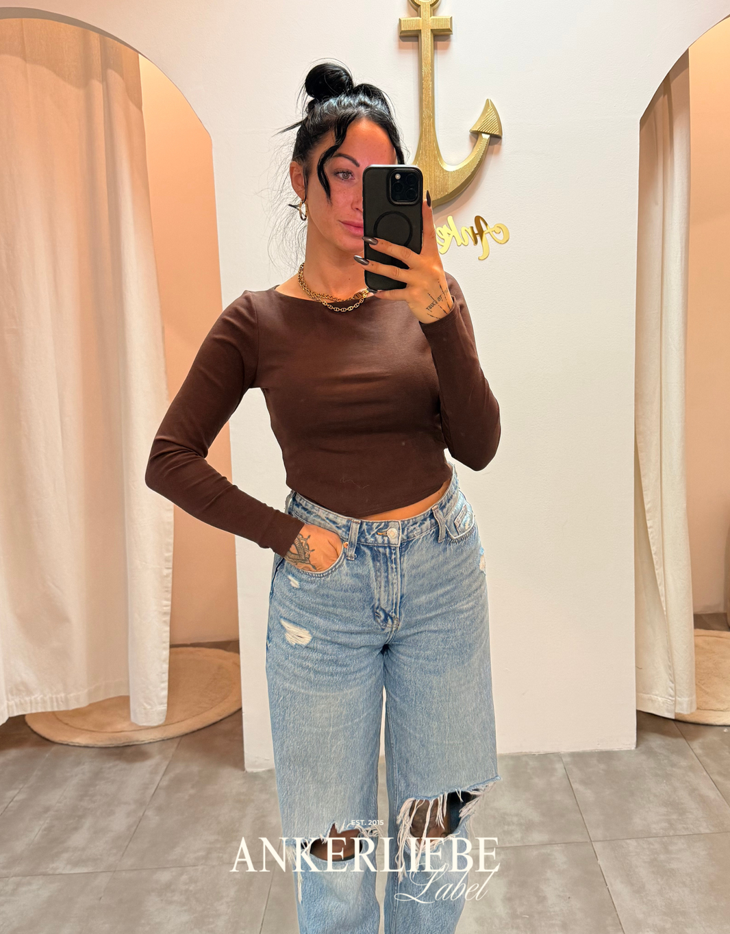 image lyn longsleeve crop | chocolate