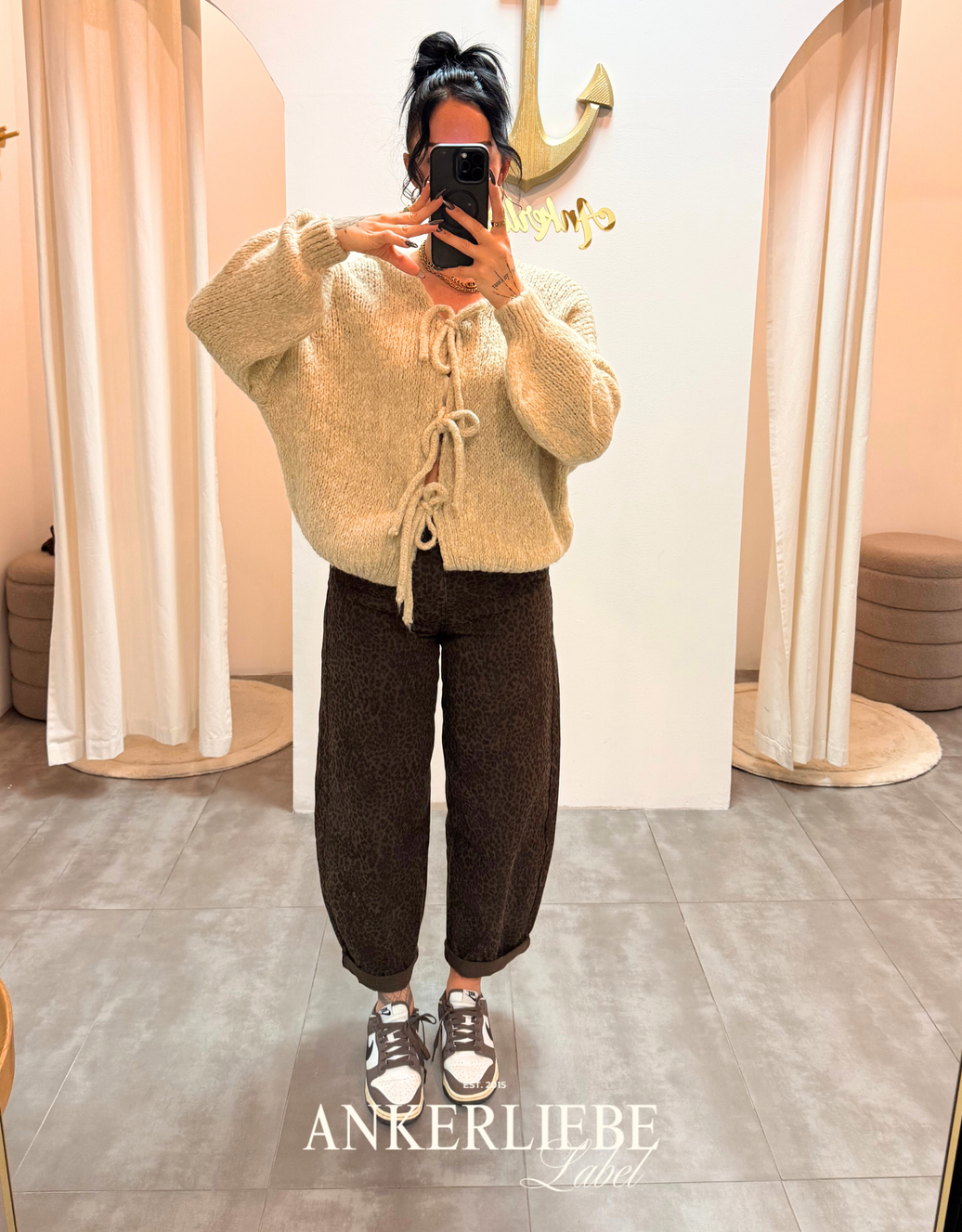 chocolate leo | soft denim balloon jean