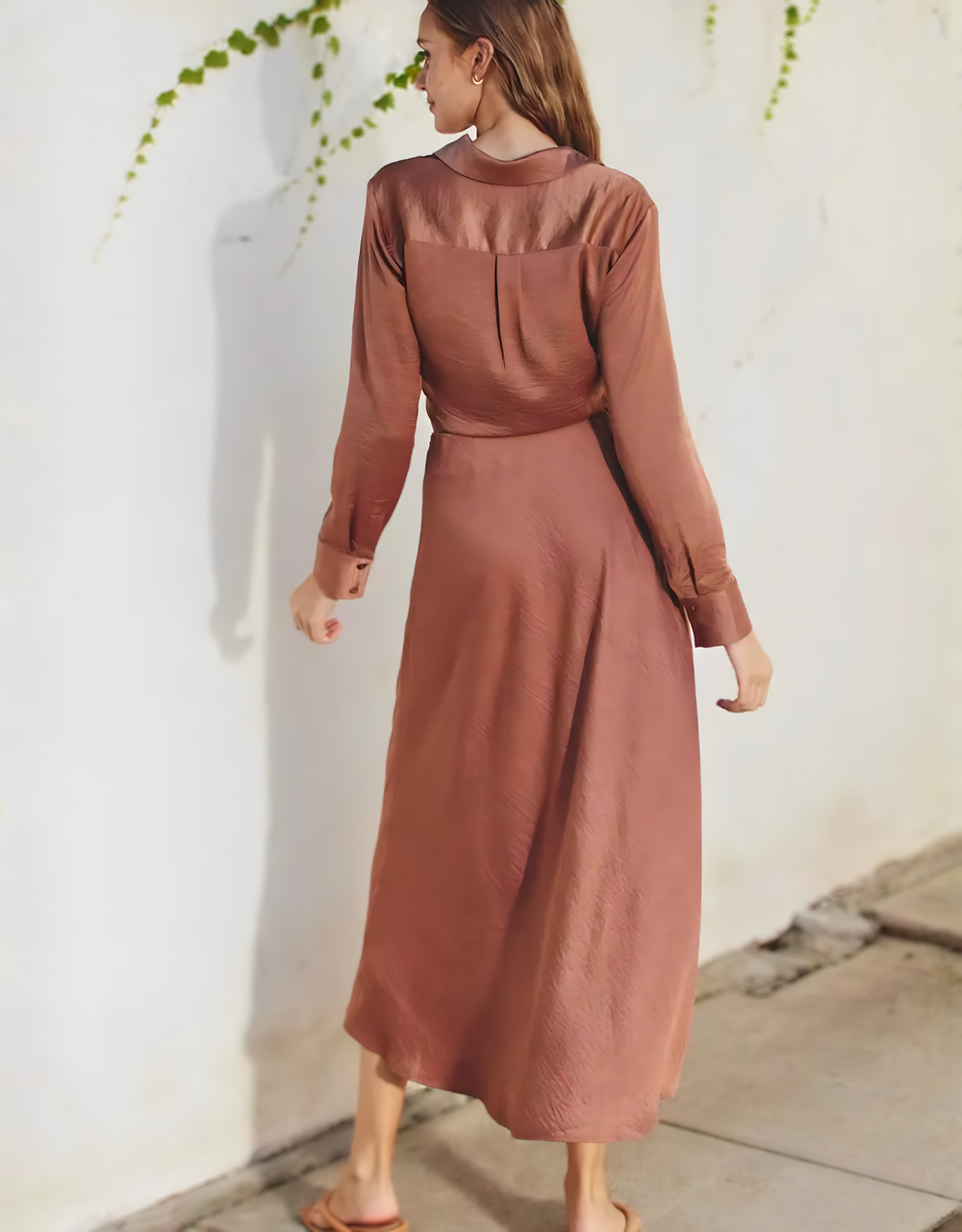 Midikleid mit Knotendetail und Hemdblusen-Oberteil | Terrakotta