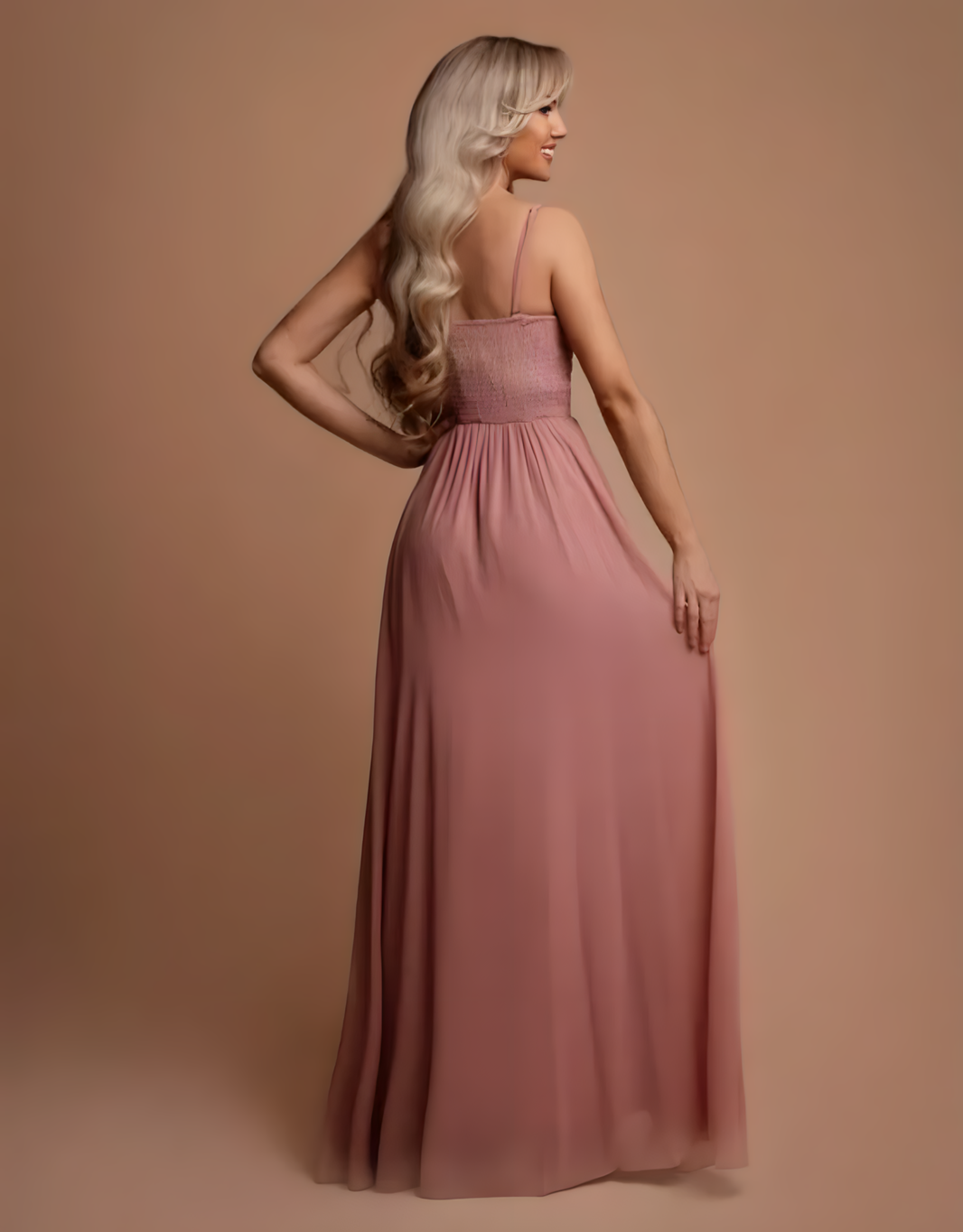 image Fließendes Abendkleid mit Beinschlitz und verstellbaren Trägern | Rosa