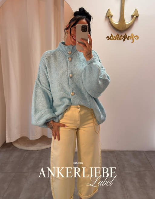 wollweste mit knöpfen | hellblau