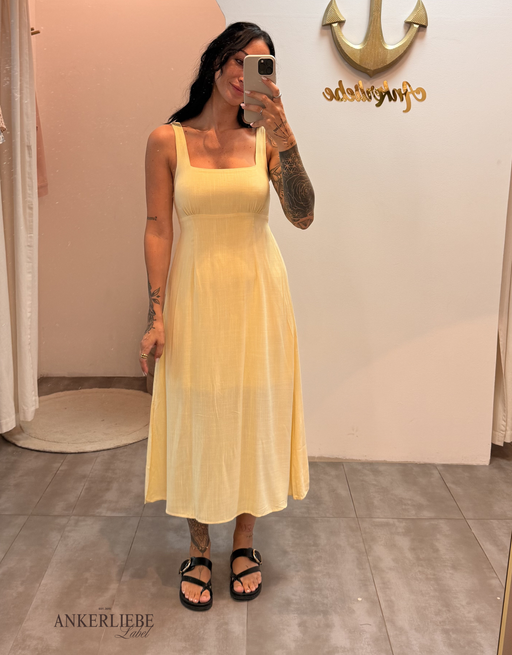 Midi-Sommerkleid mit flexiblen Rücken | buttergelb