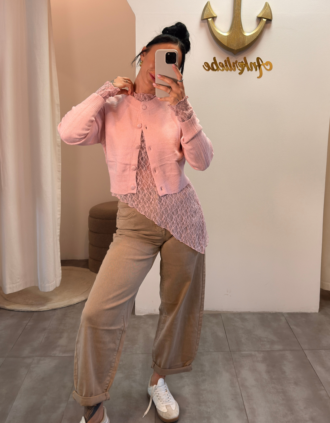 image cropped weste | rosa