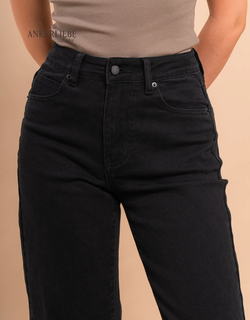 mom jean perfect black | soft denim