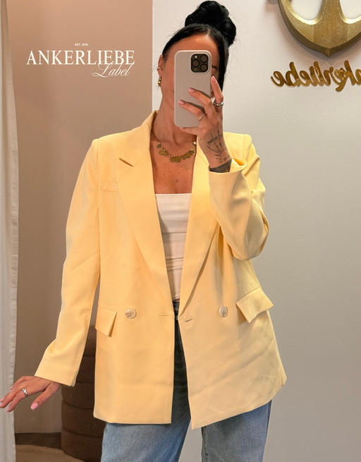 oversized blazer | butter yellow
