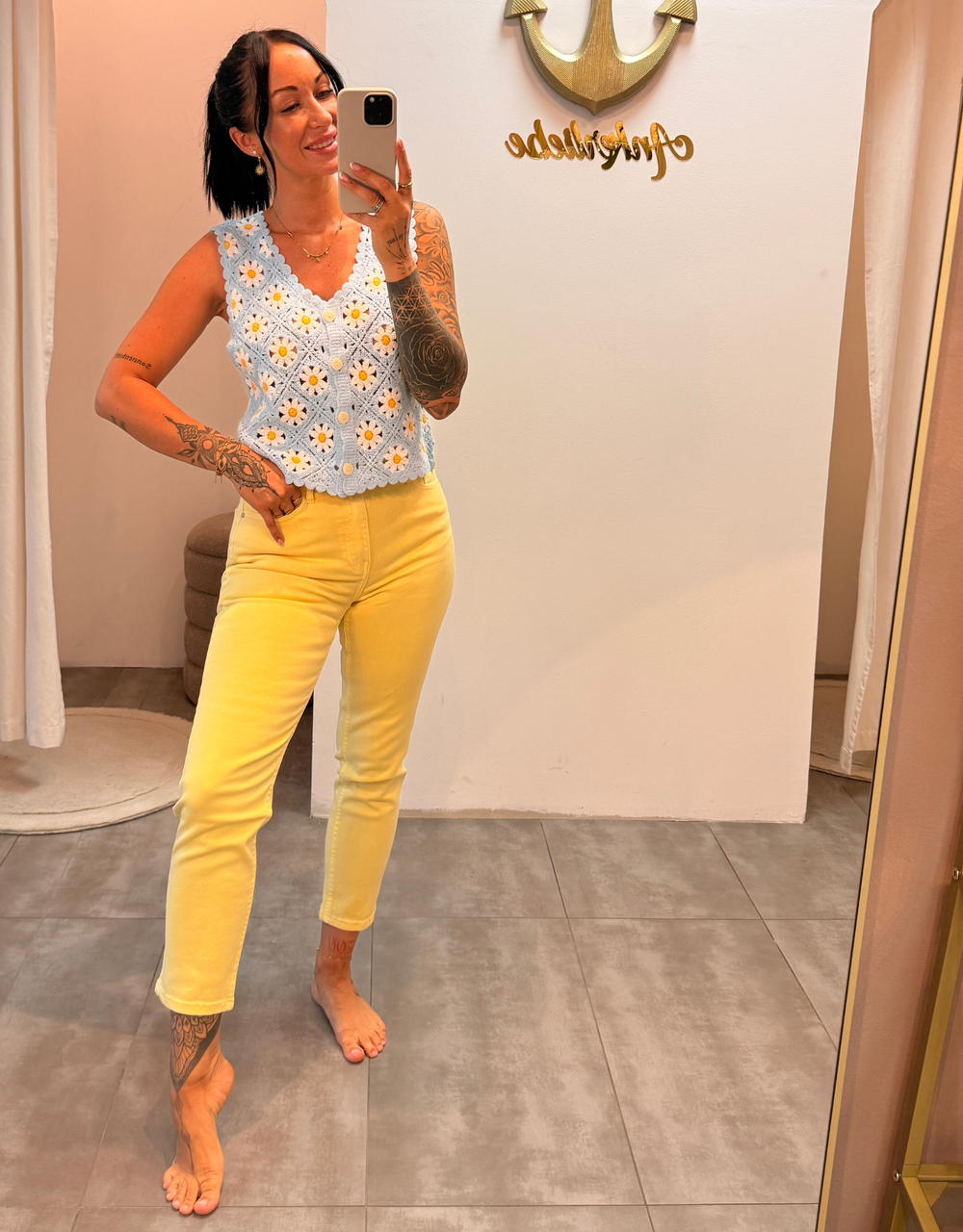 mom jean stretch | butteryellow