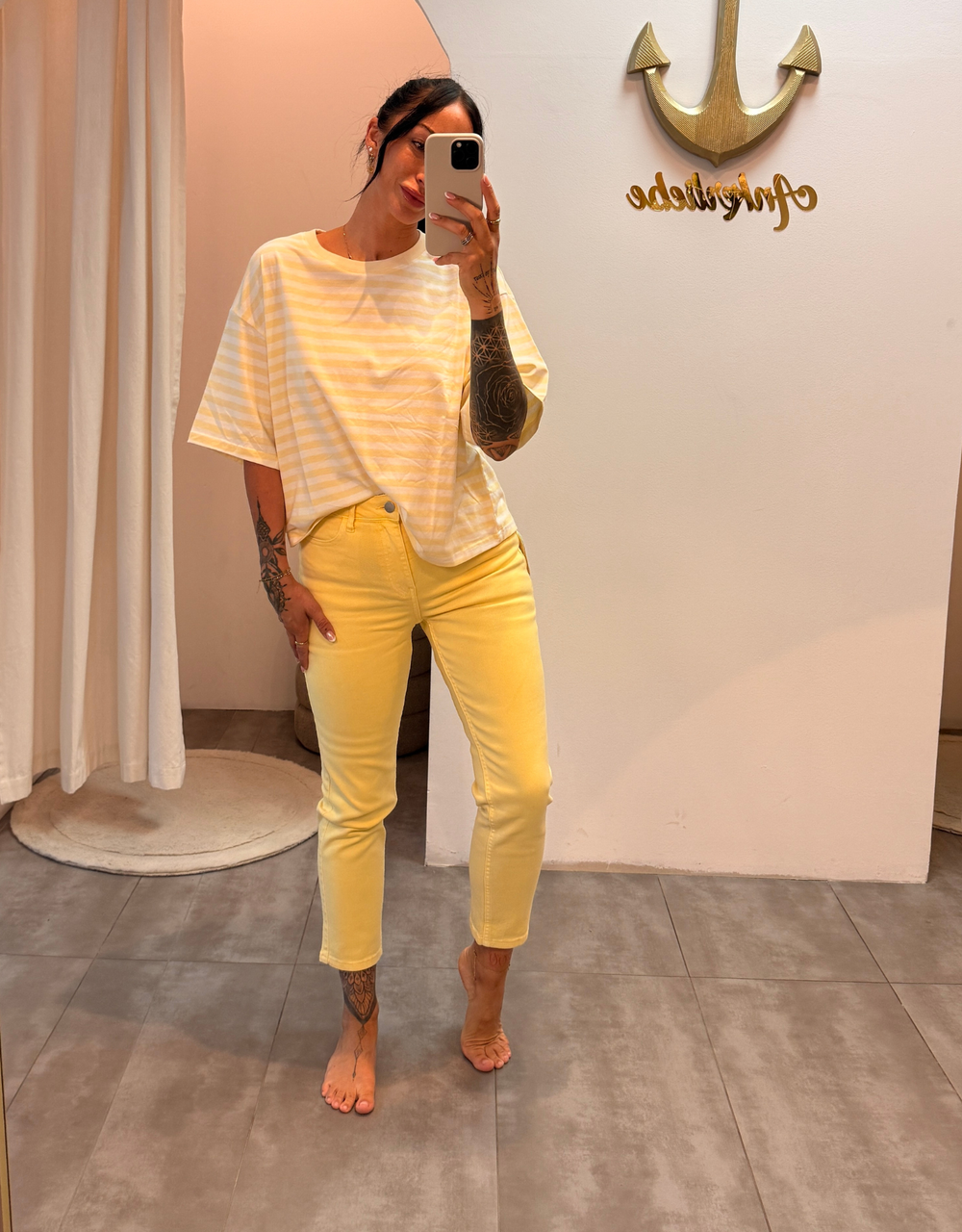 mom jean stretch | butteryellow