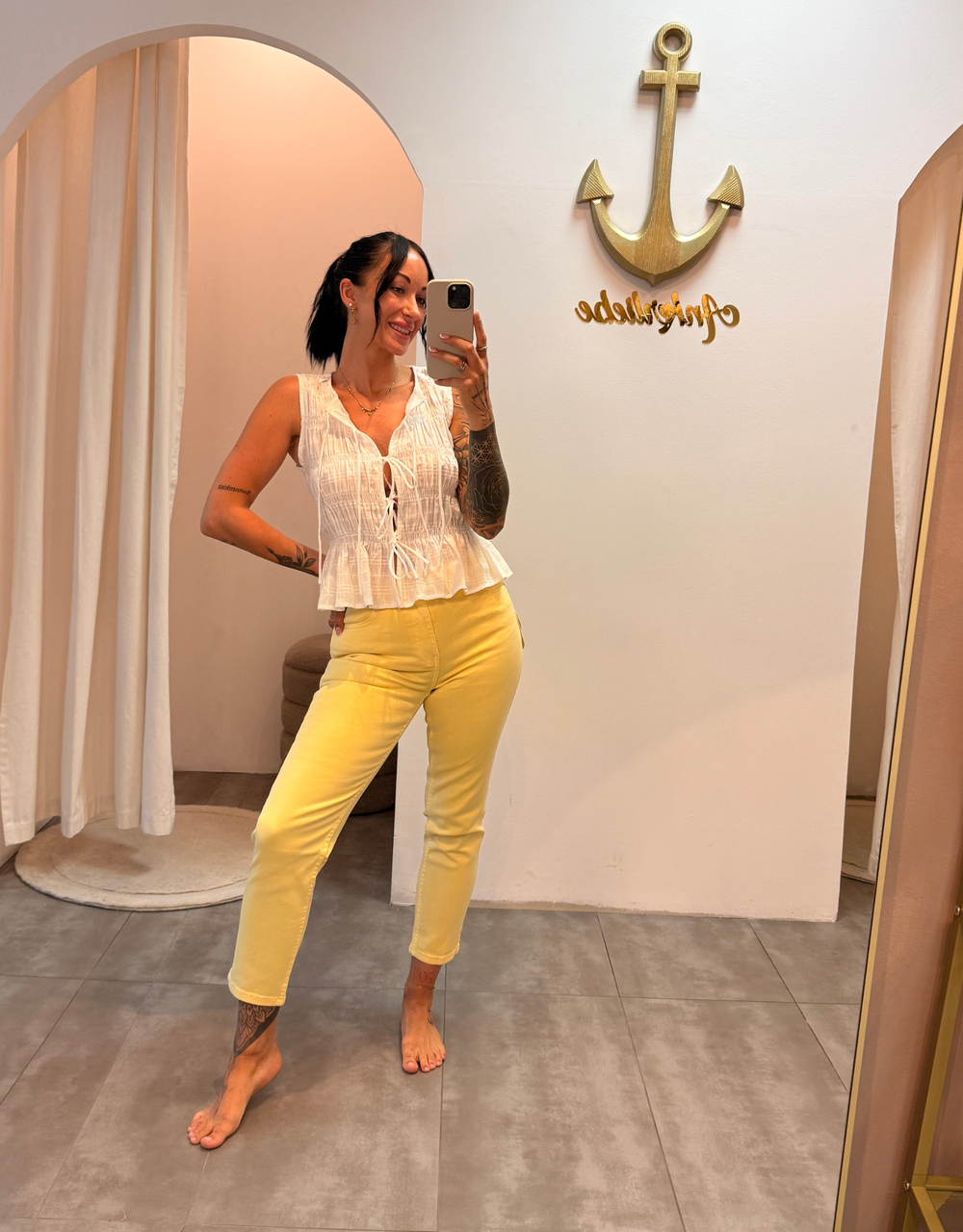 mom jean stretch | butteryellow