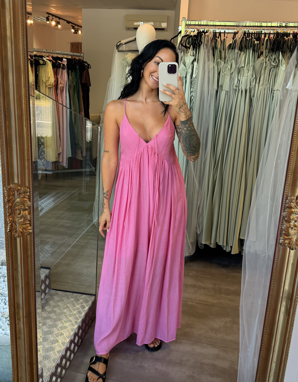 fließendes Maxikleid mit Spaghettiträgern und Rückenausschnitt | blush