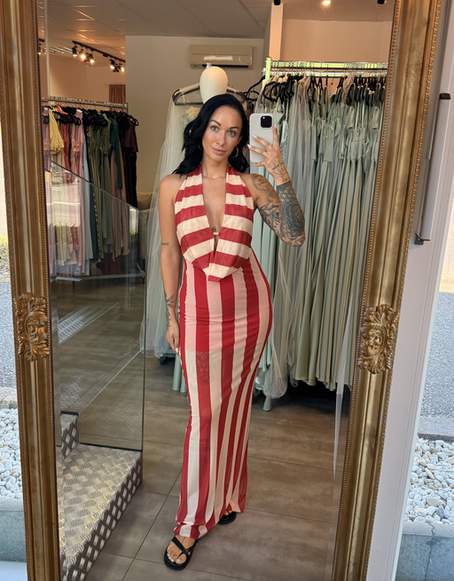 langes mesh-kleid mit streifenmuster | rot/rosa