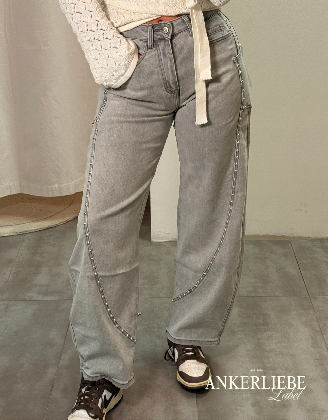 image soft denim ballon jean | light grey stud