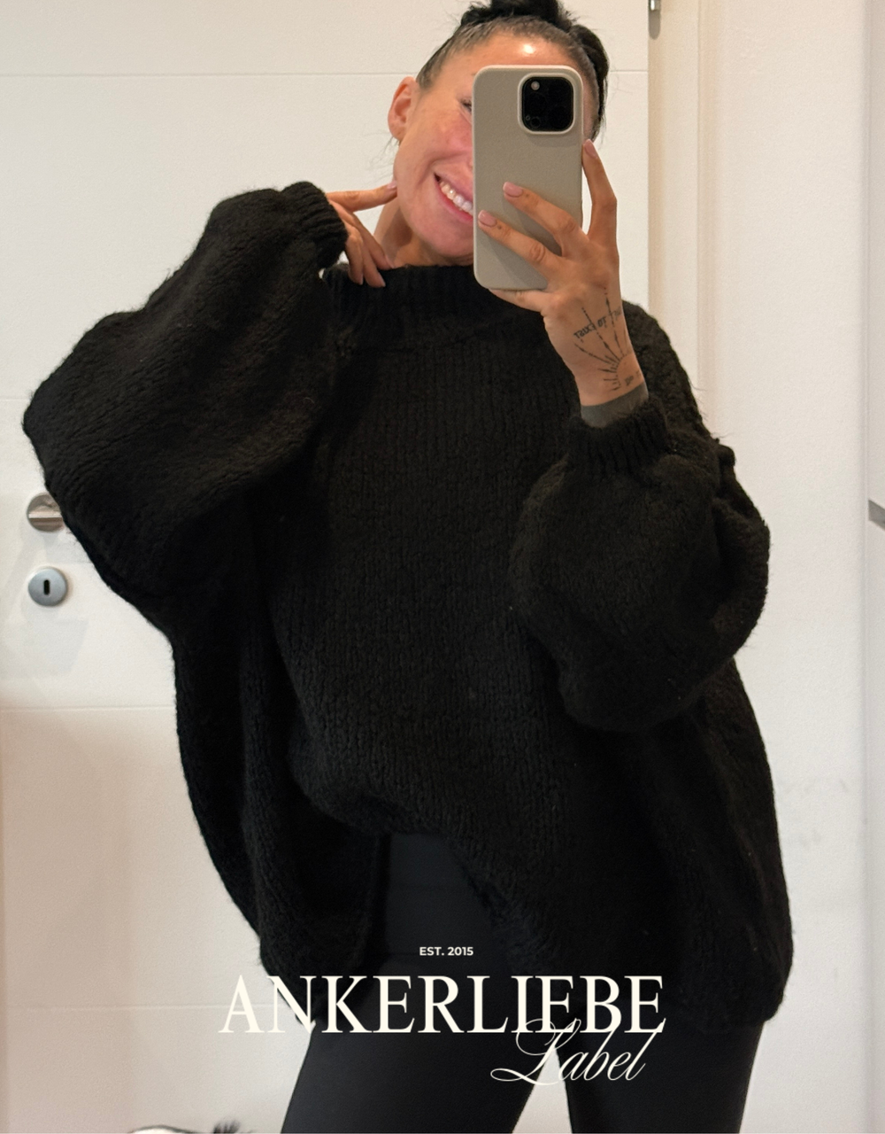 Oversize Statement Pullover | schwarz