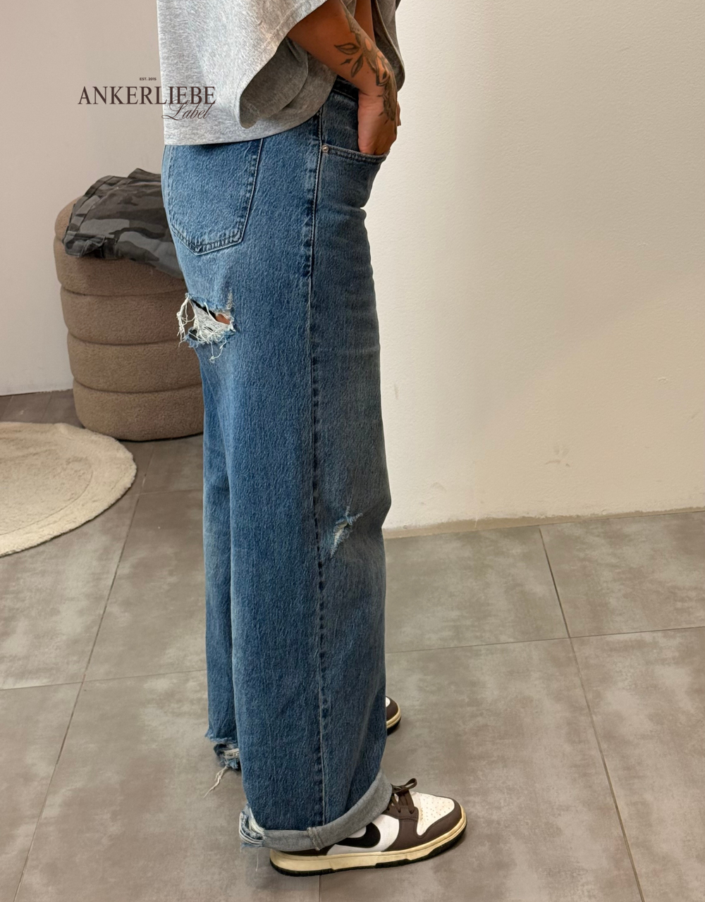 wide leg destroyed long jean | soft denim