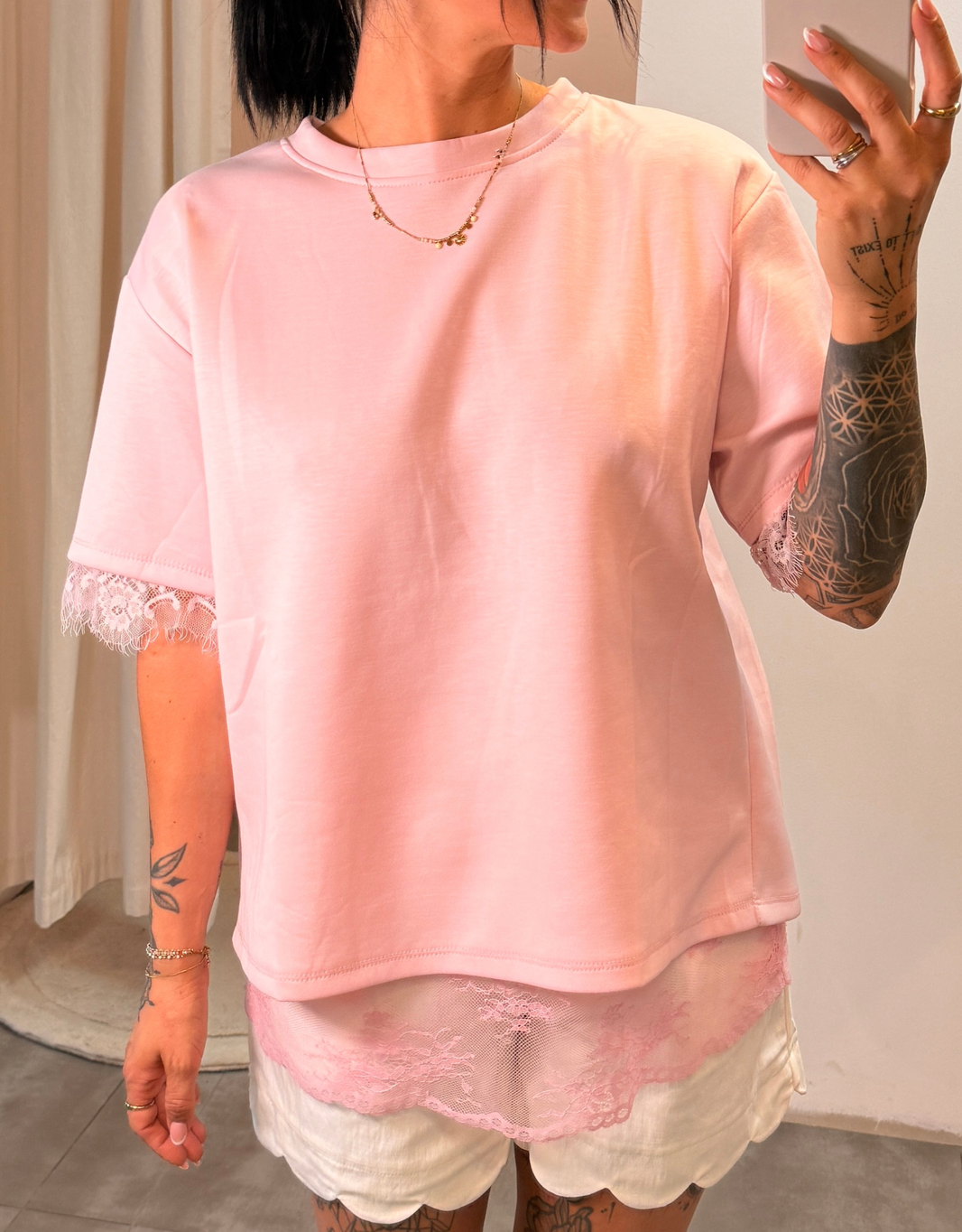 image spitzenshirt open back | rosa