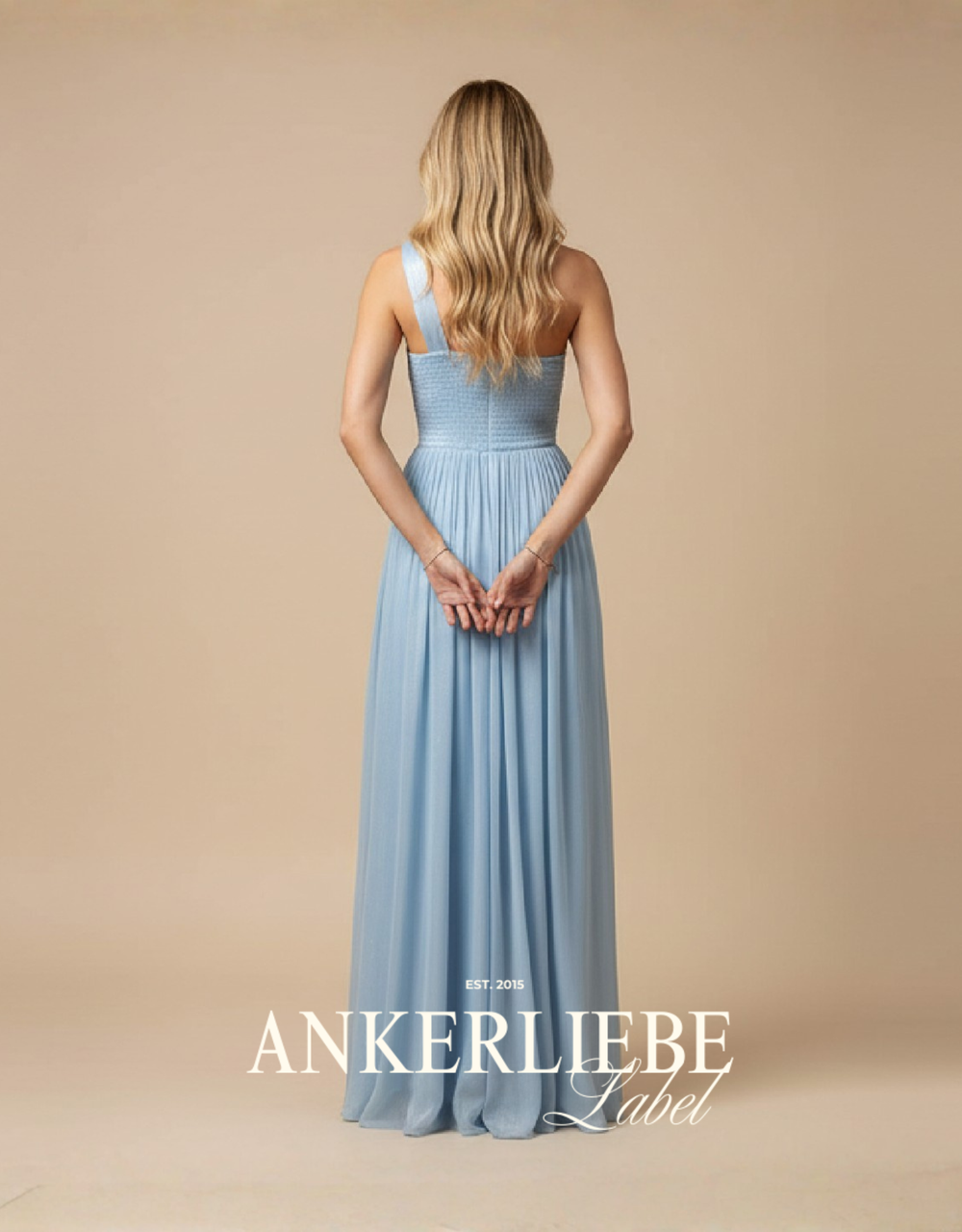one-shoulder-abendkleid aus schimmerndem chiffon mit flexiblem rücken | eisblau
