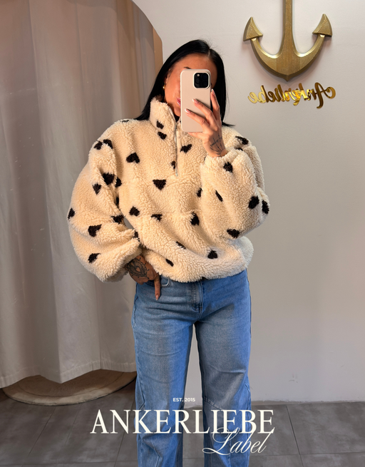 teddy pullover mit herzmuster | cozy look