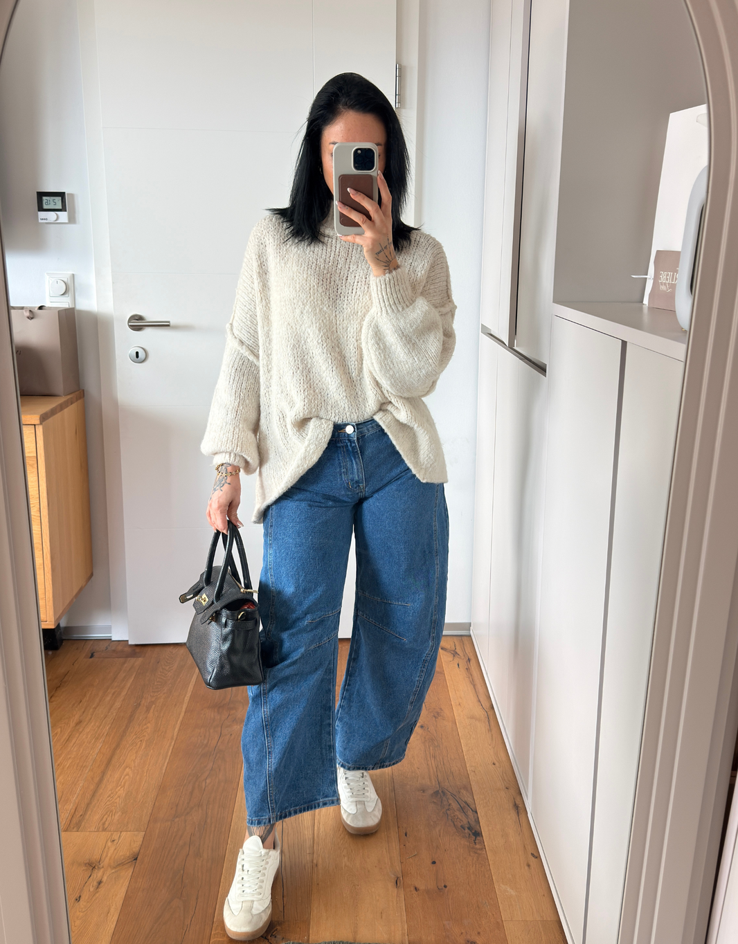 image mid waist denim barrel jean | extra weit