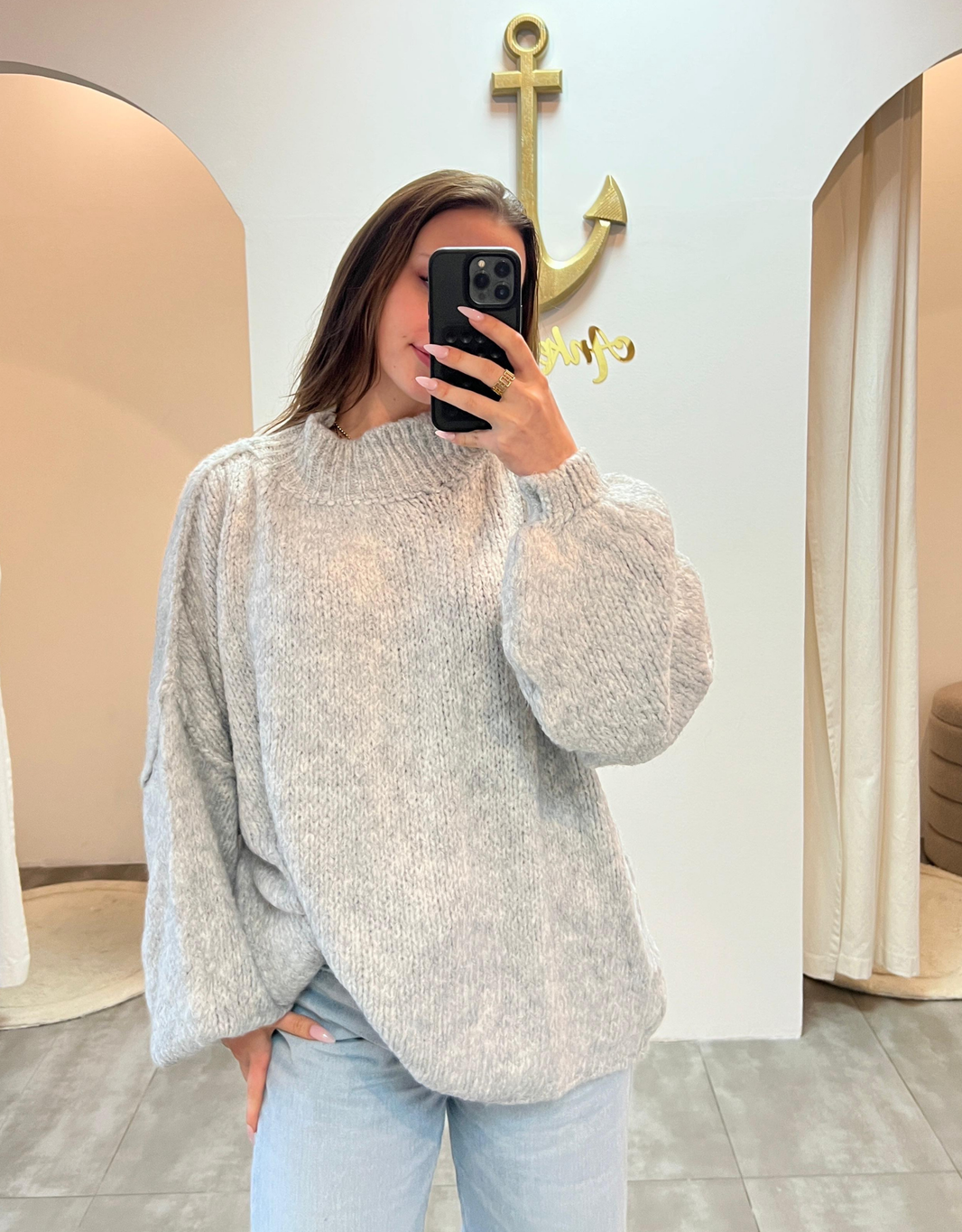 image Oversize Statement Pullover | hellgrau