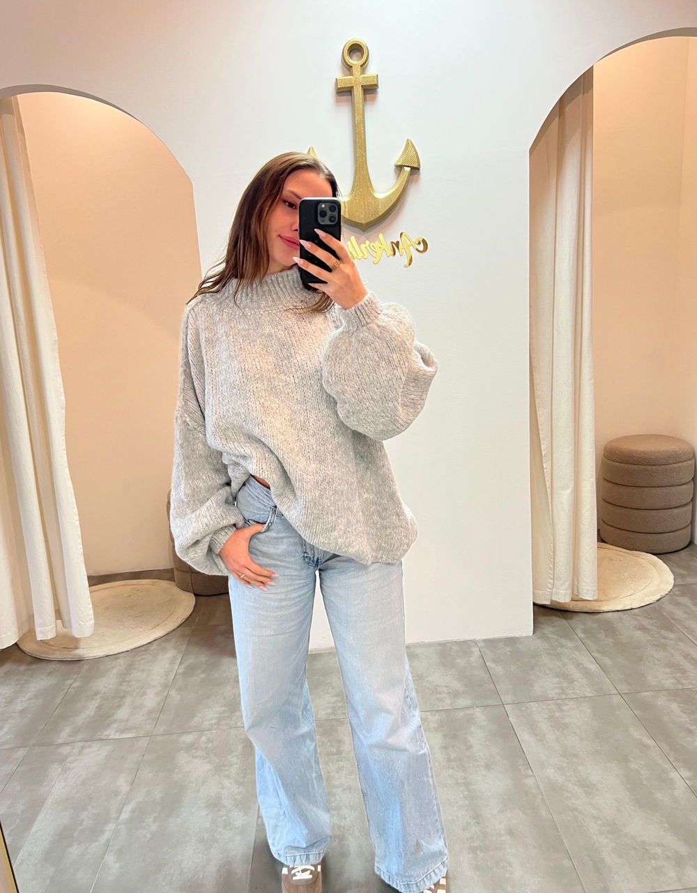 Oversize Statement Pullover | hellgrau