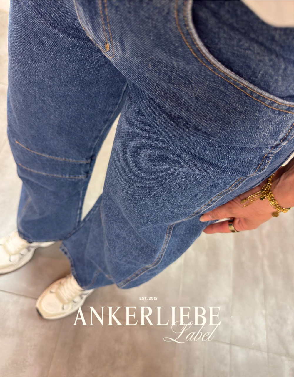 mid waist denim barrel jean | extra weit
