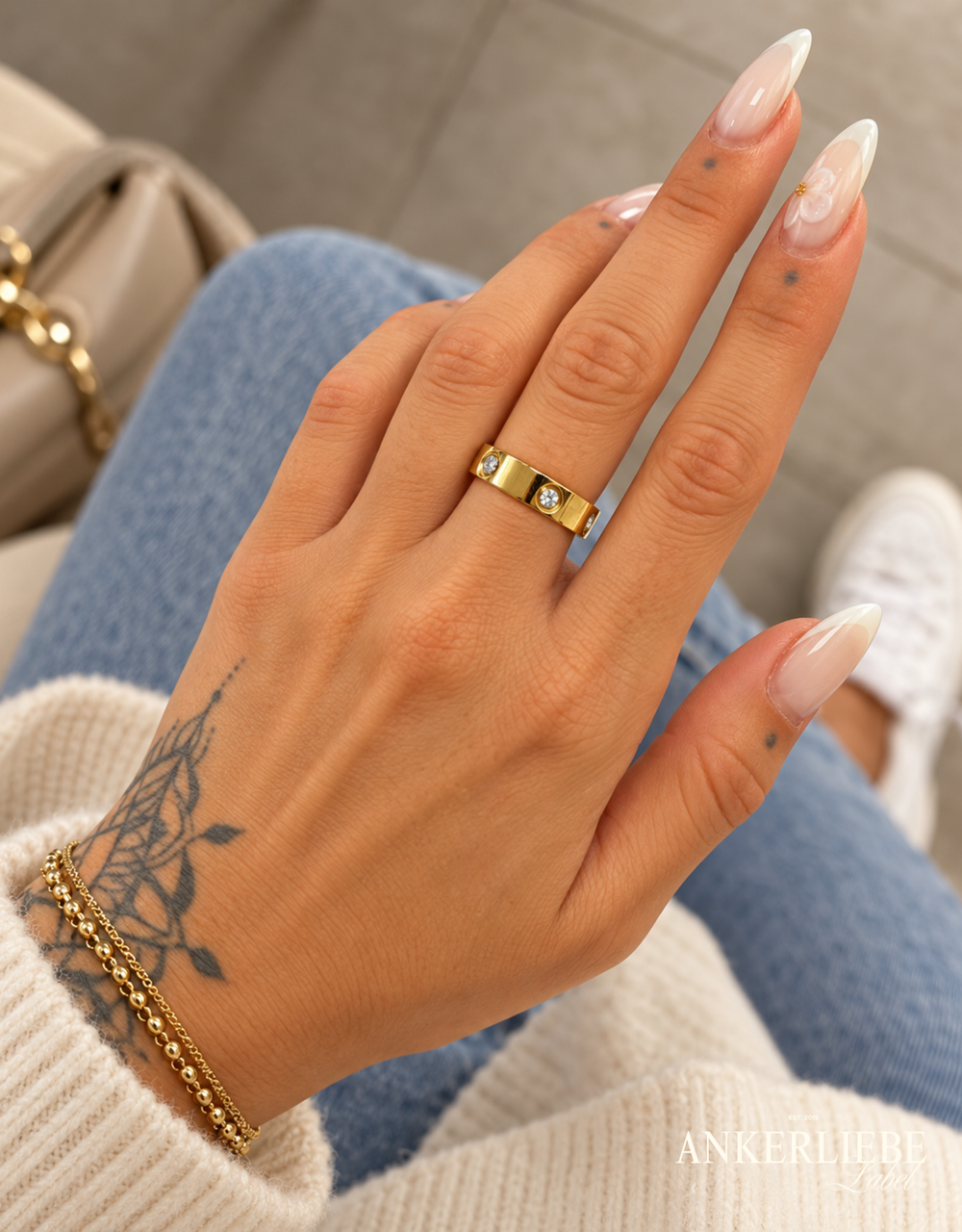 eterna  | ring