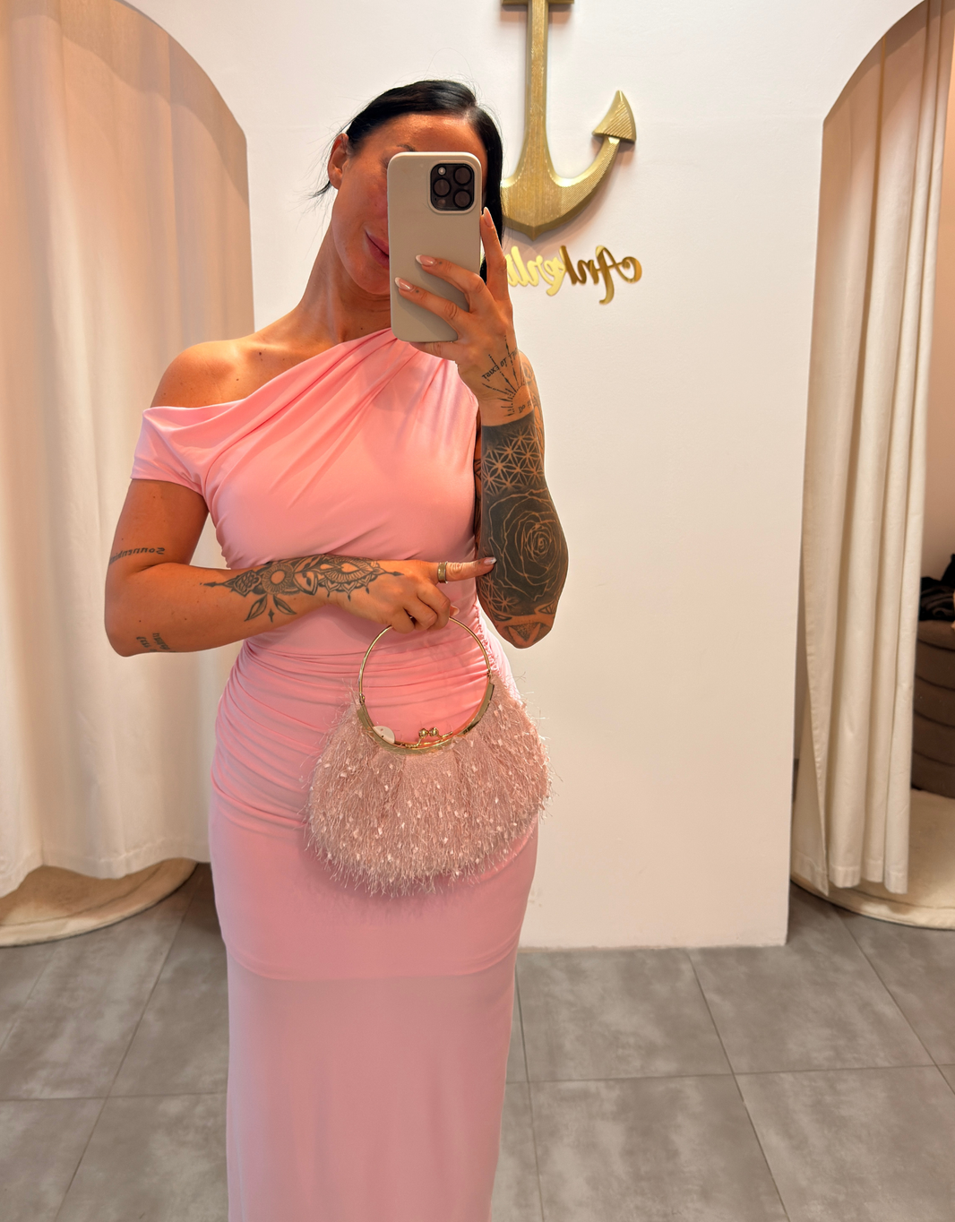 image asymmetrisches midi kleid | rosa