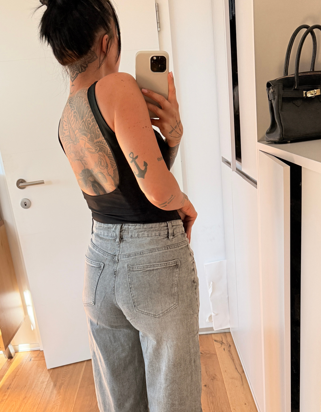 fine backless top | schwarz