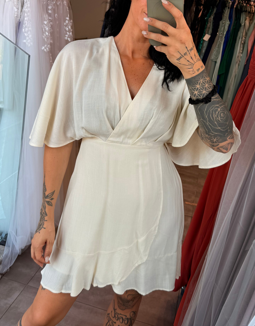 leichtes Sommerkleid in Wickeloptik | creme