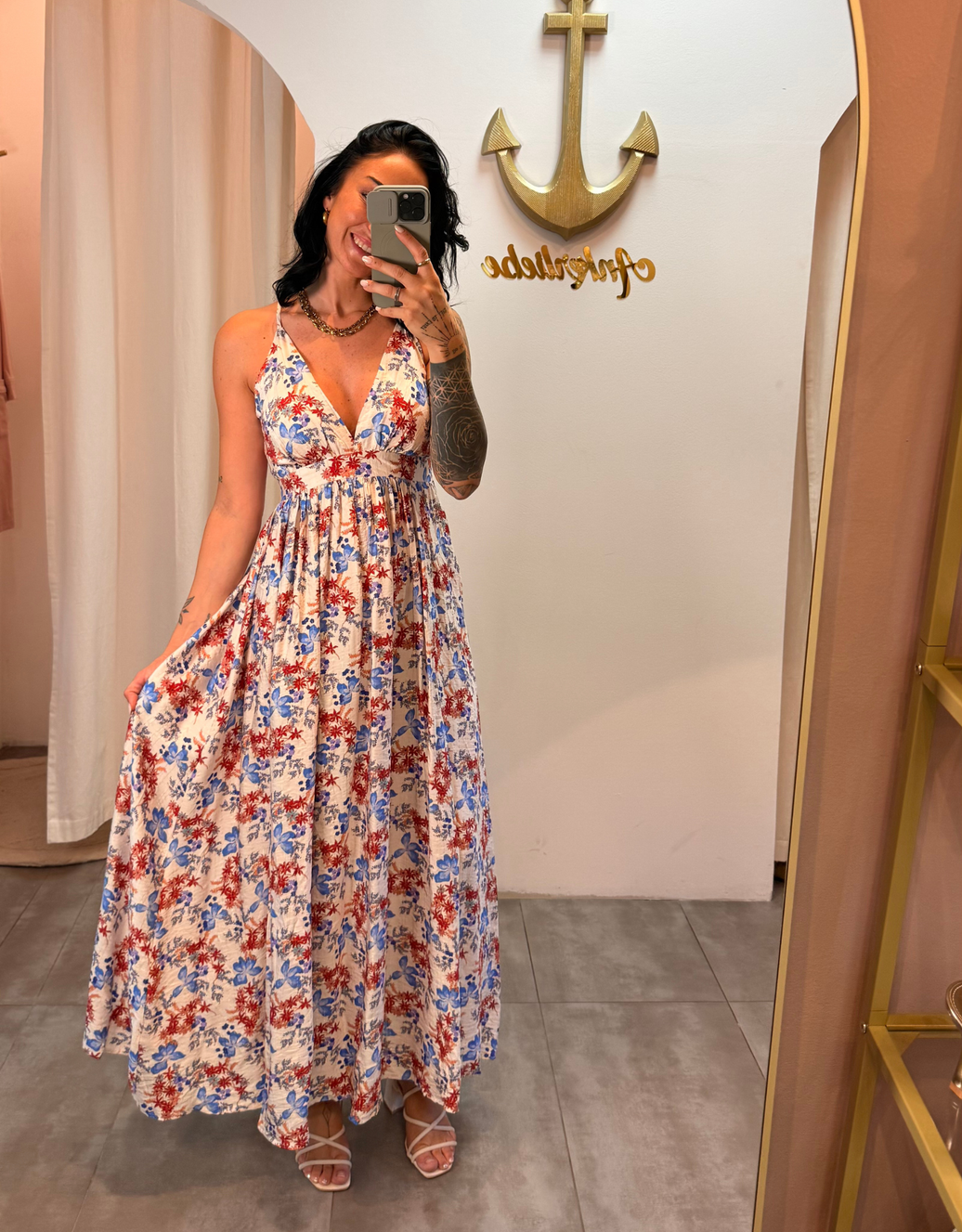Boho-Sommerkleid mit überkreuzten Trägern & elastischem Bund | beige