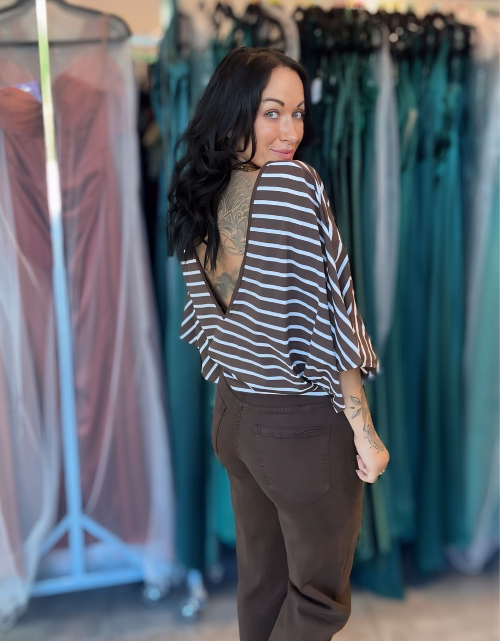 rückenfreies oversized shirt | creme/choco